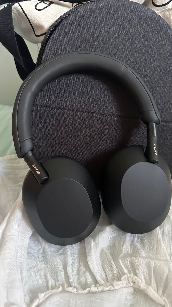 Sony WH-1000XM5